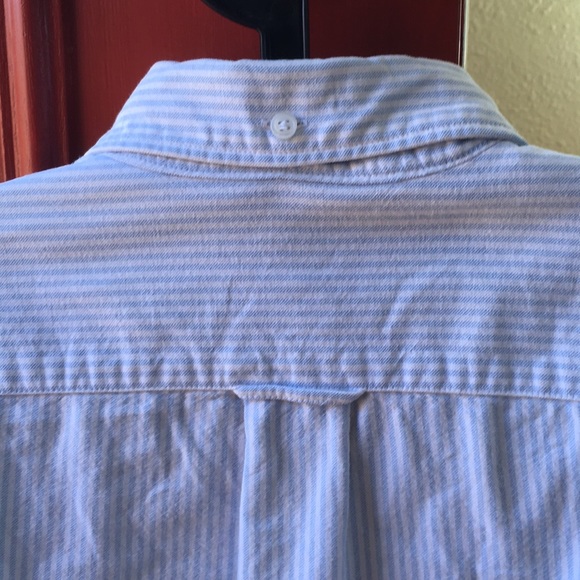 J Crew Men's Oxford Button Up - Picture 6 of 7